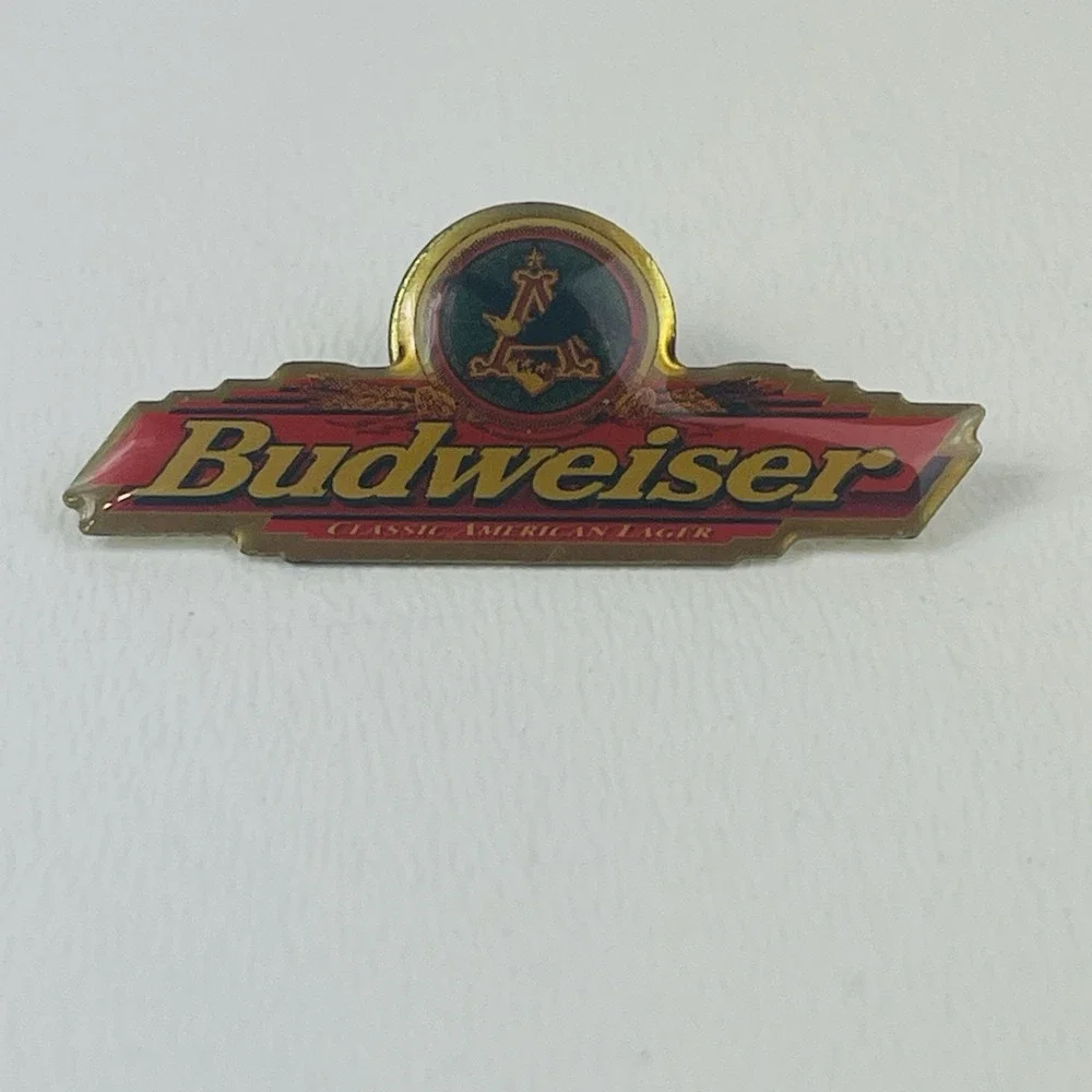 Vintage Budweiser pin Classic American Lager Hat Lapel Tie Pin